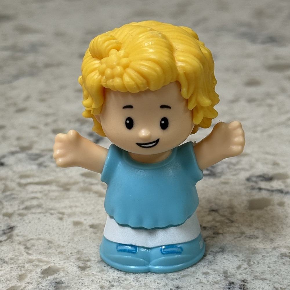 Fisher Price Little People Blonde Short Hair Girl Kid Blue 2020
